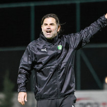 İbrahim Üzülmez, Iğdır FK'yi şampiyonluk yarışında tutmayı hedefliyor