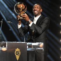 Ousmane Dembele'nin Ballon d'Or'u kazanması büyük coşkuyla kutlandı