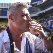 Yeni Başkan Sadettin Saran, Fenerbahçeli futbolcularla bir araya gelecek