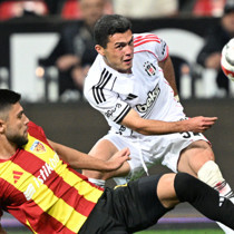 İlk Beşiktaş maçına çıkıyor