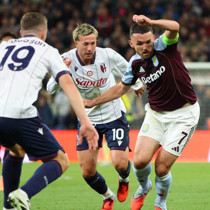 Aston Villa sahasında 3 puanı aldı