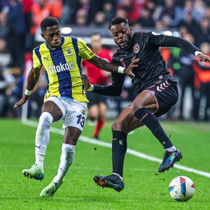 Fenerbahçe deplasmanda Samsunspor'a konuk oluyor