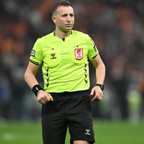 Galatasaray'dan hakem tepkisi: Kol kola kardeşler