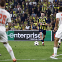 Lyon'a gitmedi, Beşiktaş'a gitmedi Tedesco'yla maçın adamı seçildi