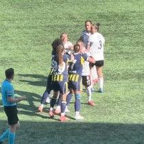 Beşiktaş-Fenerbahçe derbisinde sinirler gerildi! İşte o anlar...
