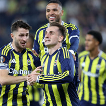 Fenerbahçe'de İsmail Yüksek küllerinden doğdu!