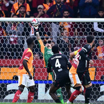 Galatasaray'ın serisini Beşiktaş bitirdi