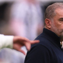 Nottingham Forest'ta çanlar Ange Postecoglou için çalıyor!