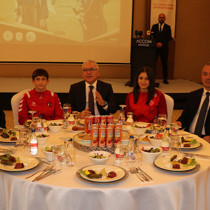 Sivas'ta "Zirvedeki Yiğidolar" ödül töreni düzenlendi