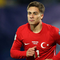 Juventus'tan Kenan Yıldız'a çılgın zam! Üç dünya devi isteyince anında maaşını yenilediler