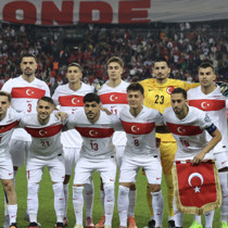 TFF'den milli takıma ve çalışanlara 2,5 milyon euro prim ödemesi