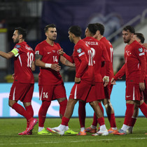 Milli yıldızlar boşa düşüyor! İşte sözleşmesi bitecek 10 Türk futbolcu