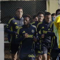 Fenerbahçe'de 4 isim Samandıra'da yatıp kalkıyor