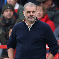 Evangelos Marinakis sabahı beklemedi! Ange Postecoglou'na güle güle