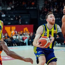 Fenerbahçe dev derbide Galatasaray'ı mağlup etti!