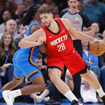NBA'in açılış maçında Alperen Şengün'ün tarihi performansı Houston Rockets'a yetmedi!