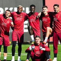 Galatasaray idmanda 4'lü turnuva yaptı