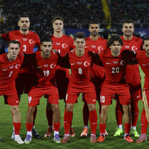 Milli yıldız, Süper Lig devine imza atıyor! "Seni yeniden bu forma altında görmek isityoruz"