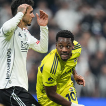 Jhon Duran'dan geri dönüş sözleri: "Gurur duyuyorum"