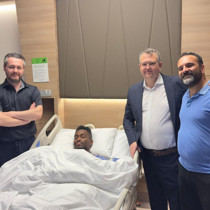 Anadolu Efesli Beaubois dirseğinden ameliyat edildi