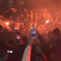 Fenerbahçe taraftarından coşkulu karşılama