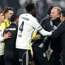 Kırmızıdan sonra teslim olmaya gerek yoktu!