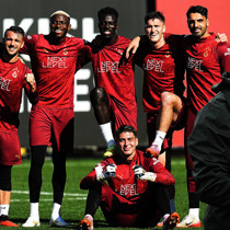 Ajax deplasmanında Okan Buruk'a şok! Takımı yalnız bırakacak