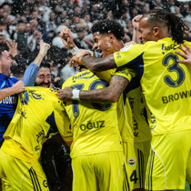 Derbi gördüğü zaman ortadan kayboluyor! 6 maç 0 gol