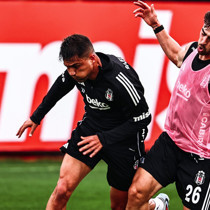 Beşiktaş 3 eksikle Antalyaspor maçı hazırlıklarına başladı