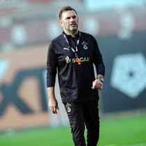 Okan Buruk bir türlü karar veremedi! İlk 11'in 9 oyuncusu hazır ama...