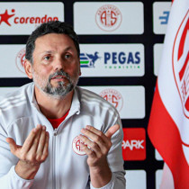 Erol Bulut'tan "kulüp içindeki taktik bilgilerin sızdırıldığı" iddialarına ilişkin yeni açıklama