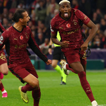 Victor Osimhen'in gecesi! Galatasaray, Hollanda'da şov yaptı