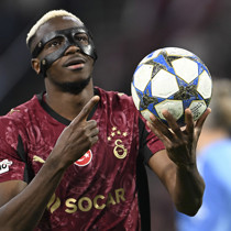 Victor Osimhen'e coşkulu karşılama