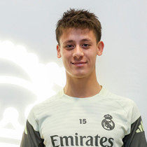 Arda Güler, Real Madrid'de ayın futbolcusu seçildi