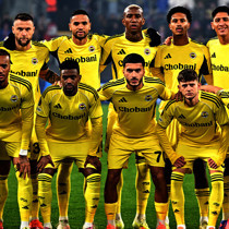 Mourinho kulübeye hapsetti Tedesco ile küllerinden doğdu! Saran isteyenlere "Sezon sonu gelin" dedi