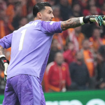 Yüzde 86 kurtarış, yüzde 80 pas isabeti! Uğurcan daha şimdiden efsane oldu