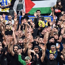 Fenerbahçe taraftarı, Maccabi maçında Filistin bayrakları açtı