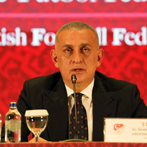 İbrahim Hacıosmanoğlu: "Coşkumuza balta düşürecek herkesin karşısında olacağız"