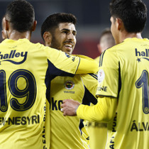 Fenerbahçe Edson Alvarez için West Ham'la masada!