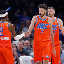 Son şampiyon Thunder, Golden State Warriors'a karşı zorlanmadı!