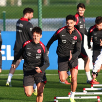 Emirhan Topçu idmana katılamadı