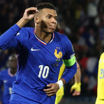 Kylian Mbappe, sakatlığı nedeniyle milli takım kampından ayrıldı