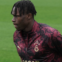 Singo geldiği gibi gidiyor! İngiliz devinden dudak uçuklatan rakam