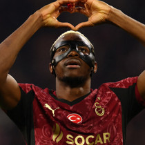 Osimhen'in kapsamlı kontrolleri İstanbul'da yapılacak