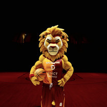 Galatasaray yeni maskotu Leo'yu tanıttı