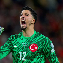 Altay Bayındır: Kimin oynadığının önemi yok