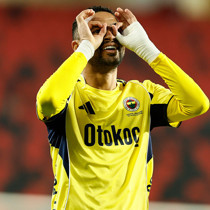 Fenerbahçe'de sürpriz veda! Transfer için İstanbul'a geliyorlar