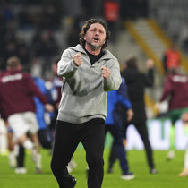 Fatih Tekke üzücü haberi verdi: Ameliyat olacak