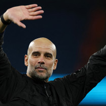 Guardiola, Newcastle maçında tepki gösterdiği kameramandan özür diledi