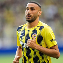 Cenk Tosun bel fıtığı ameliyatı oldu